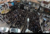 پیکر مطهر شهید ناوشکن دنا بر دستان مردم دیوشل تشییع شد