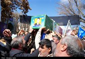 تشییع پیکر شهدای ناوشکن دنا در بجنورد