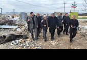 حضور مسئولان استانی در محل شهادت خانواده شهید بازگیر