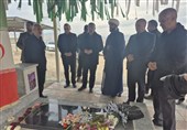 حضور مسئولان استانی در محل شهادت خانواده شهید بازگیر