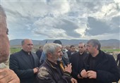 حضور مسئولان استانی در محل شهادت خانواده شهید بازگیر