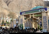 حال و هوای گلزار شهدای کرمان در پنجشنبه آخر سال