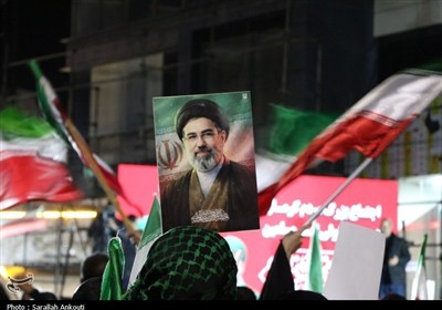 حضور افغانستانی‌های ساکن کرمان در تجمعات میدانی حمایت از ایران