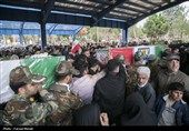 تشییع پیکر شهدای ناوشکن دنا در کرمانشاه