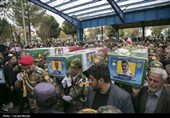 تشییع پیکر شهدای ناوشکن دنا در کرمانشاه