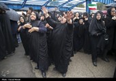 تشییع پیکر شهدای ناوشکن دنا در کرمانشاه