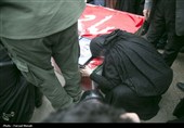 تشییع پیکر شهدای ناوشکن دنا در کرمانشاه