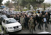 تشییع پیکر شهدای ناوشکن دنا در کرمانشاه