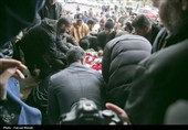 تشییع پیکر شهدای ناوشکن دنا در کرمانشاه