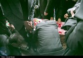 تشییع پیکر شهدای ناوشکن دنا در کرمانشاه