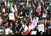تشییع پیکر شهدای ناوشکن دنا در مشهد
