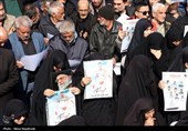 تشییع پیکر شهدای ناوشکن دنا در مشهد