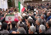 خاکسپاری شهید ناو دنا در میان اشک و بدرقه
