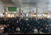 خاکسپاری شهید ناو دنا در میان اشک و بدرقه