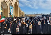 تشییع پیکر مطهر شهید فرهاد رضایی از شهدای ناو دنا در آیسک