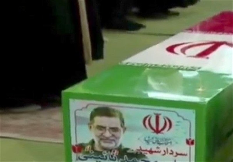 راه فرماندهان شهید سپاه ادامه دارد/در مقابل جنایتکاران ایستاده‌ایم