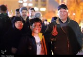 دهه نودی‌ها در تجمع شبانه کرمانشاه