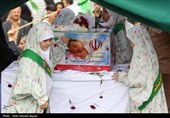 تشییع پیکر مطهر هشت شهید نبرد رمضان در قزوین