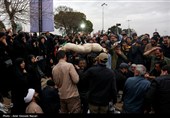 تشییع پیکر مطهر هشت شهید نبرد رمضان در قزوین