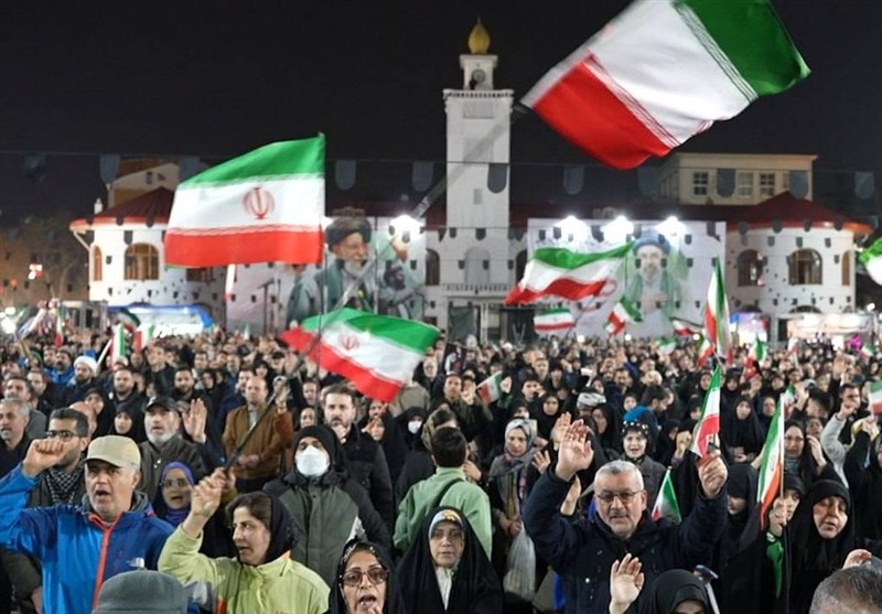 مردم رشت: آن‌چنان درسی به ترامپ می‌دهیم که تاریخ بنویسد