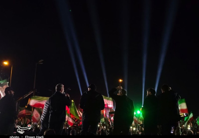 مشهد مقدس , اخبار مشهد , حماسه و مقاومت , فردوسی , خراسان رضوی , هنرمندان , انجمن هنرمندان مجسمه‌ساز ایران , 