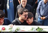 تشییع شهید مجید بحرانی معاون اجرایی سازمان منطقه ویژه پارس در بندر دیر