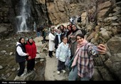 مسافران نوروزی در گنج نامه همدان
