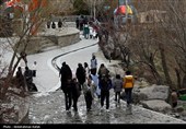 مسافران نوروزی در گنج نامه همدان