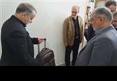 بازدید استاندار خراسان جنوبی از بازارچه نوروزی شهرداری‌ بیرجند