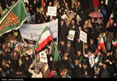 اجتماع شبانه مردم اردبیل درحمایت از رهبری و نیروهای مسلح