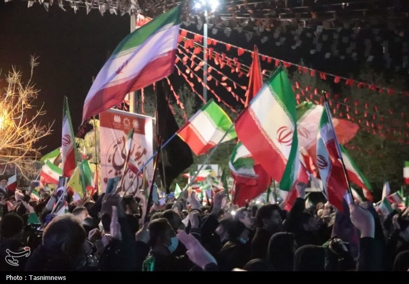 خروش مردم کاشان در موج بیست و هشتم حضور