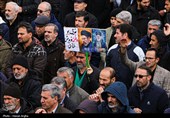 تشییع پیکر 5 شهید حملات آمریکایی صهیونی در زنجان