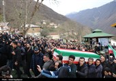 تشییع پیکر شهید مجتبی علیزاده در گیلان