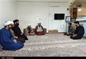 دیدار مدیر حوزه علمیه کردستان با خانواده شهدای جنگ رمضان