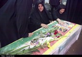 تشییع پیکر شهدای جنگ رمضان در کرمانشاه