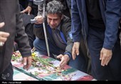 تشییع پیکر شهدای جنگ رمضان در کرمانشاه