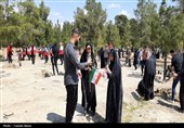 پویش ملی درختکاری سرو ایران (بیاد امام شهید و شهدای والامقام نبرد رمضان )