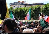 حضور سیل خروشان مردم بوشهر در مراسم تشییع شهید دریابان علیرضا تنگسیری