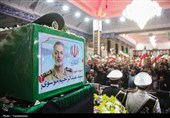 وداع مردم قم با پیکر شهید سپهبد موسوی