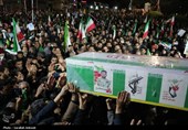 وداع باشکوه مردم کرمان با شهدای اقتدار در میدان کوثر