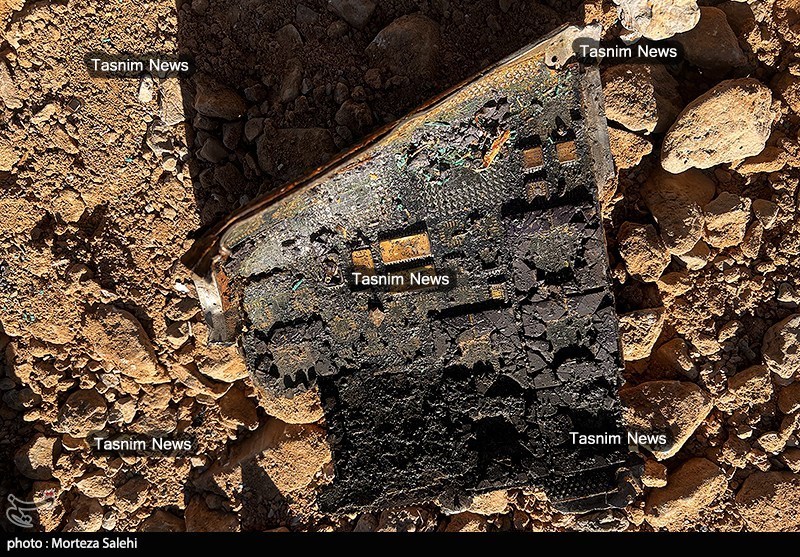 تصاویر اختصاصی تسنیم از انهدام جنگنده  در آسمان مرکزی ایران