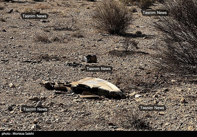 تصاویر اختصاصی تسنیم از انهدام جنگنده  در آسمان مرکزی ایران