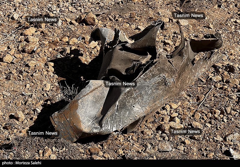 تصاویر اختصاصی تسنیم از انهدام جنگنده  در آسمان مرکزی ایران
