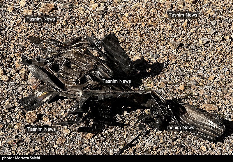 تصاویر اختصاصی تسنیم از انهدام جنگنده  در آسمان مرکزی ایران