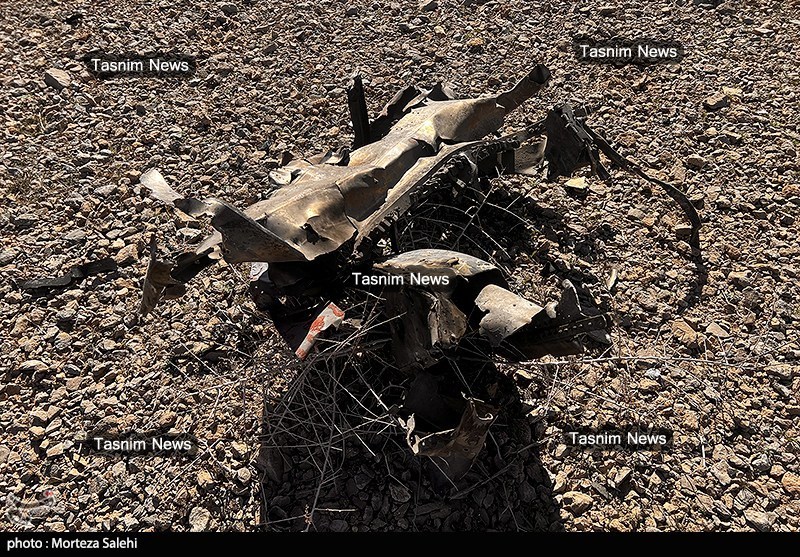 تصاویر اختصاصی تسنیم از انهدام جنگنده  در آسمان مرکزی ایران