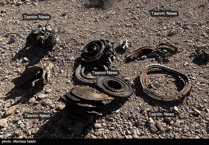 تصاویر اختصاصی تسنیم از انهدام جنگنده  در آسمان مرکزی ایران