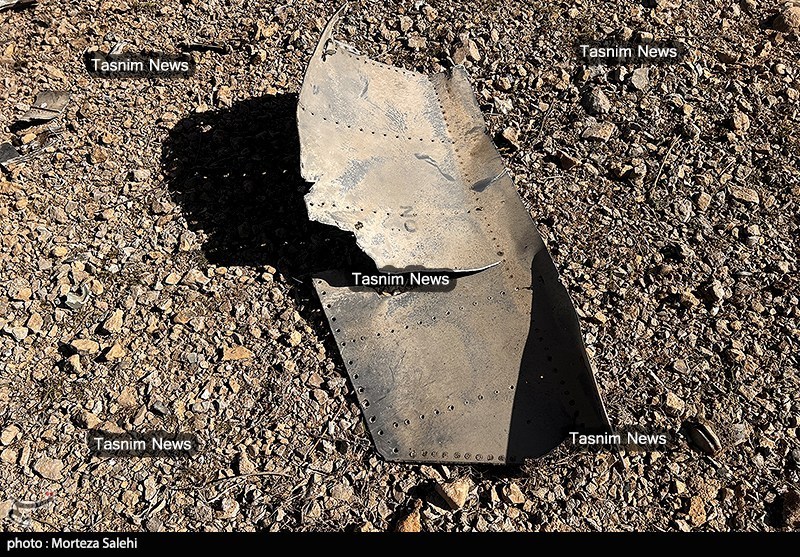 تصاویر اختصاصی تسنیم از انهدام جنگنده  در آسمان مرکزی ایران