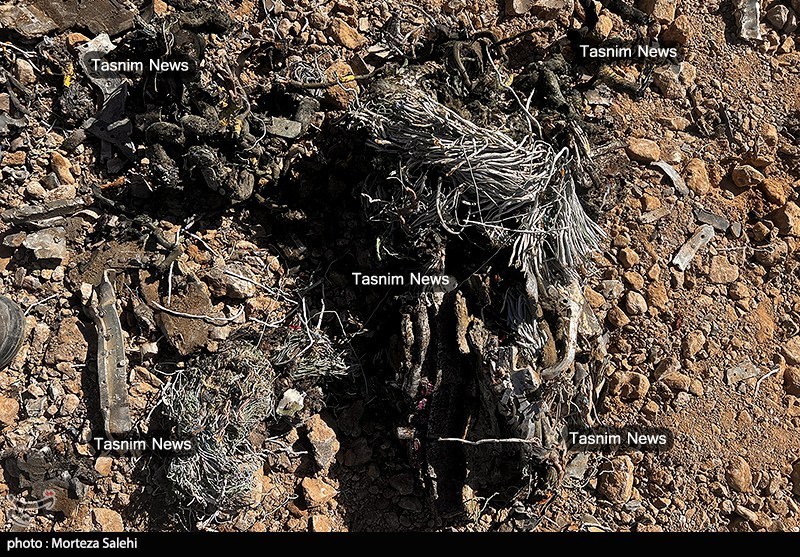 تصاویر اختصاصی تسنیم از انهدام جنگنده  در آسمان مرکزی ایران