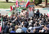 تشییع شهیدان حسینخانی و آذرآیین از مصلی کرمان