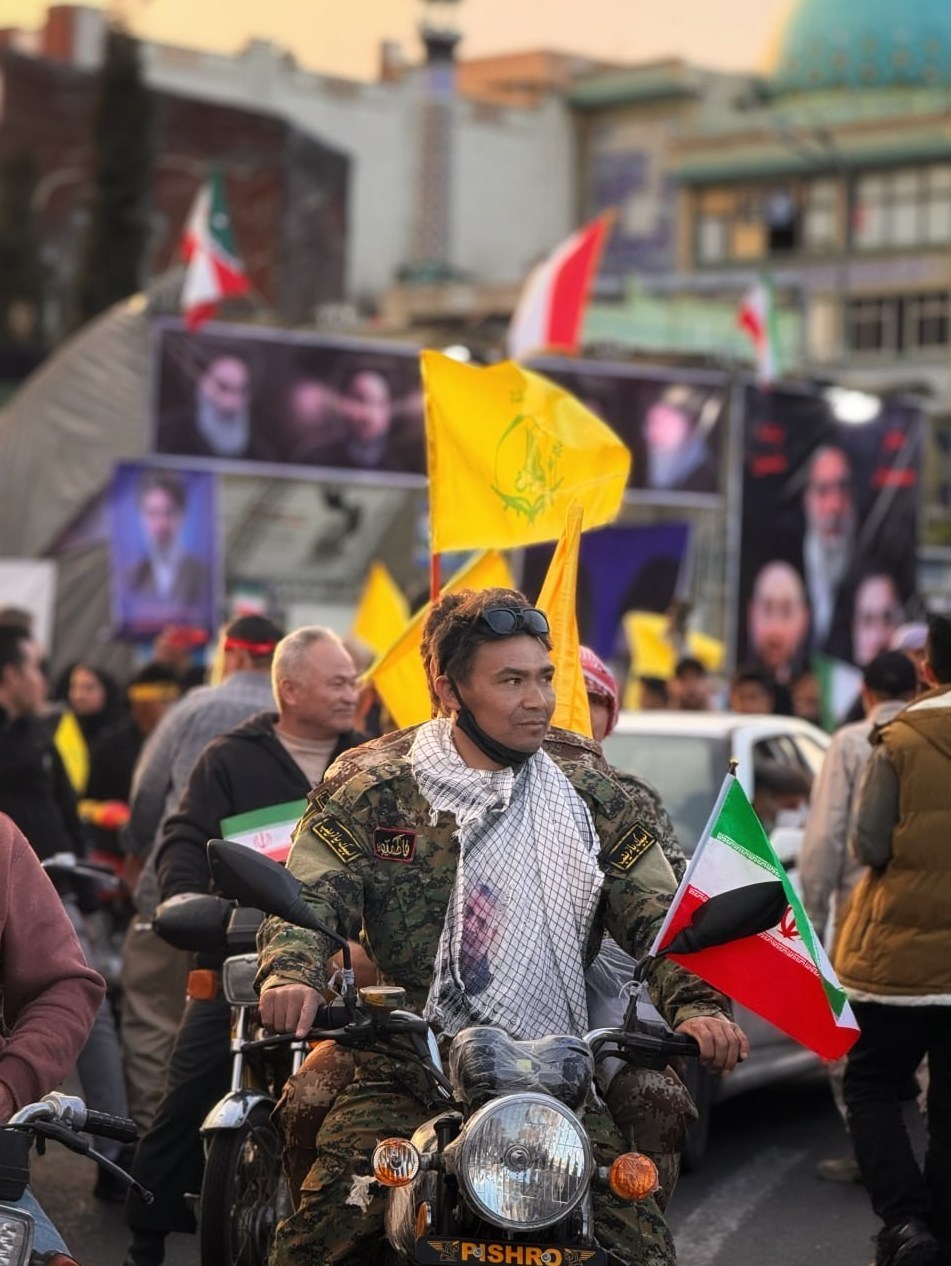 کشور افغانستان , جمهوری اسلامی ایران , لشکر فاطمیون , مهاجرین افغانستانی , 